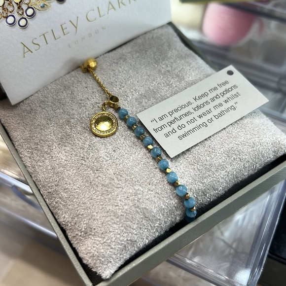 NEW Astley Clarke Vermeil 18K Sterling Silver Bracelet Adjustable Blue Spinel - Picture 6 of 6